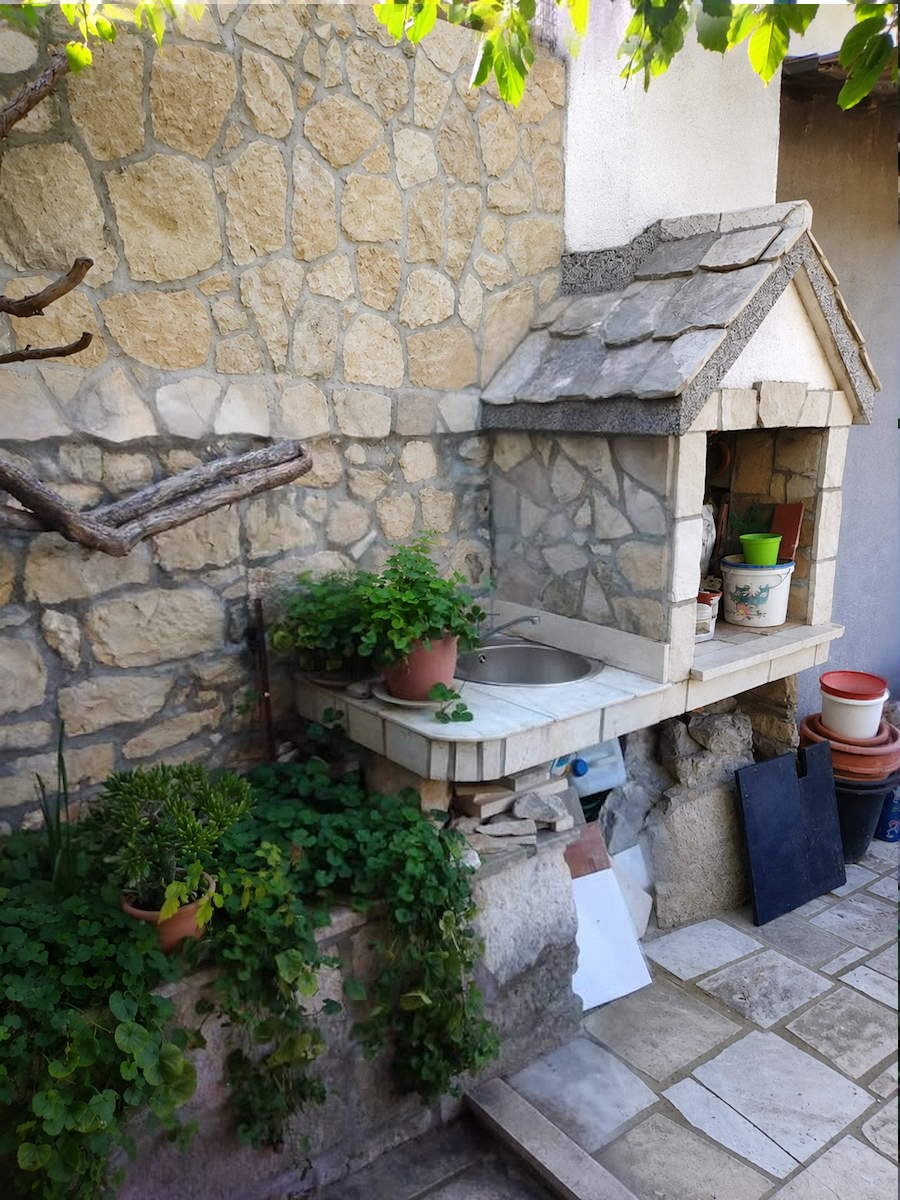 kamena-kuca-trogir-centar-prodaja-2.jpg