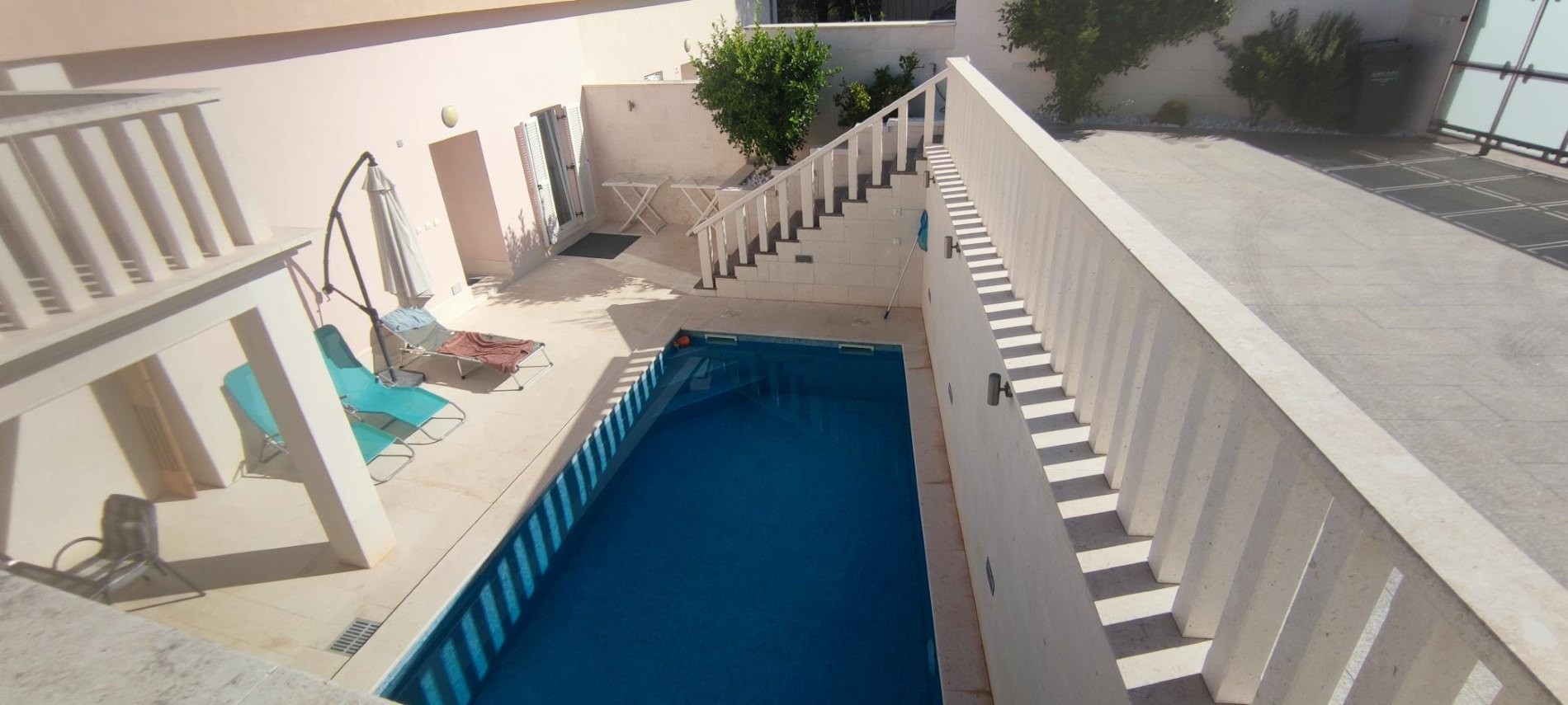 croatia_luxury_apartment_pool_for_sale_5.jpg