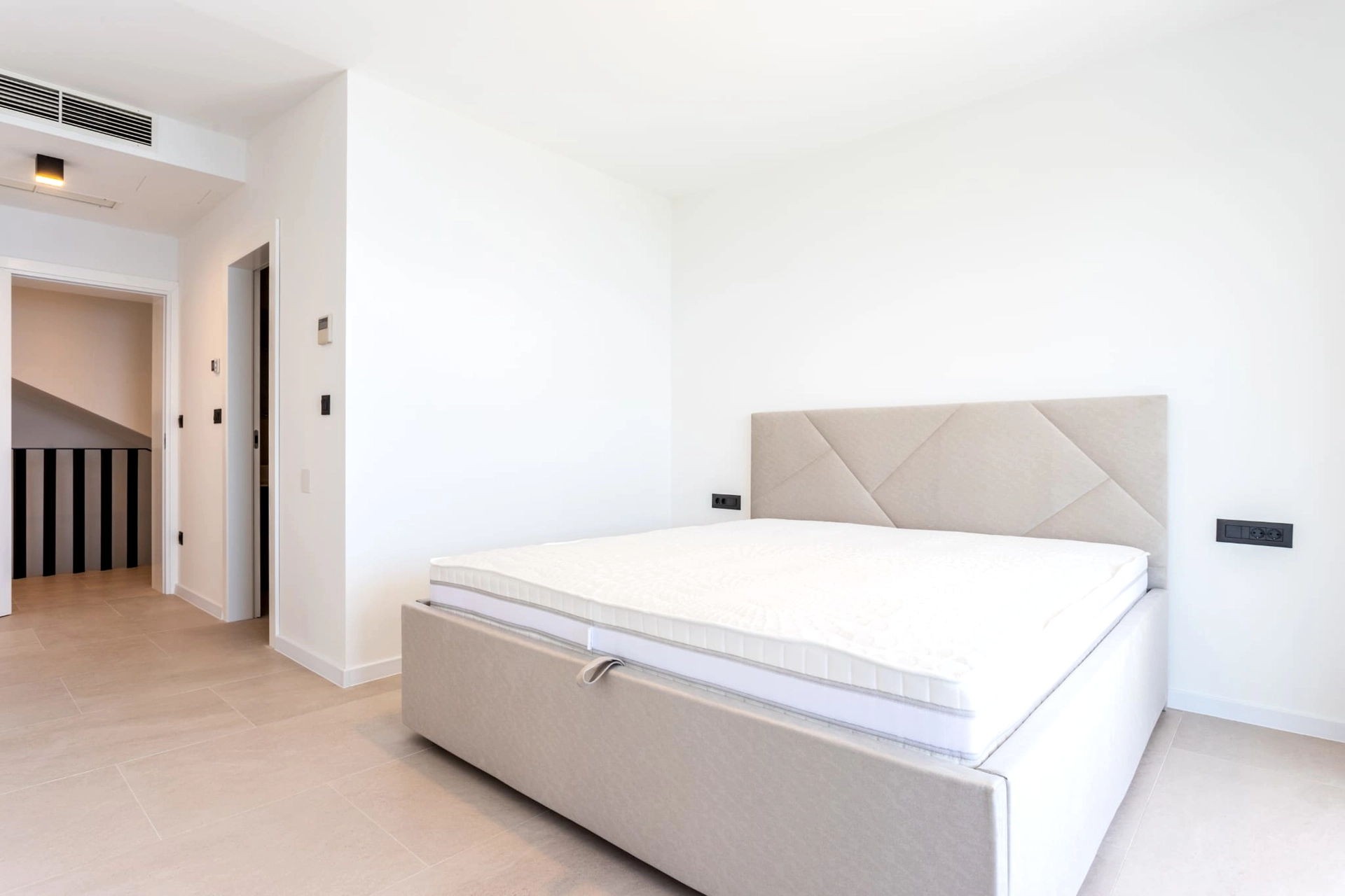 luxury-villa-for-sale-makarska_18.jpg