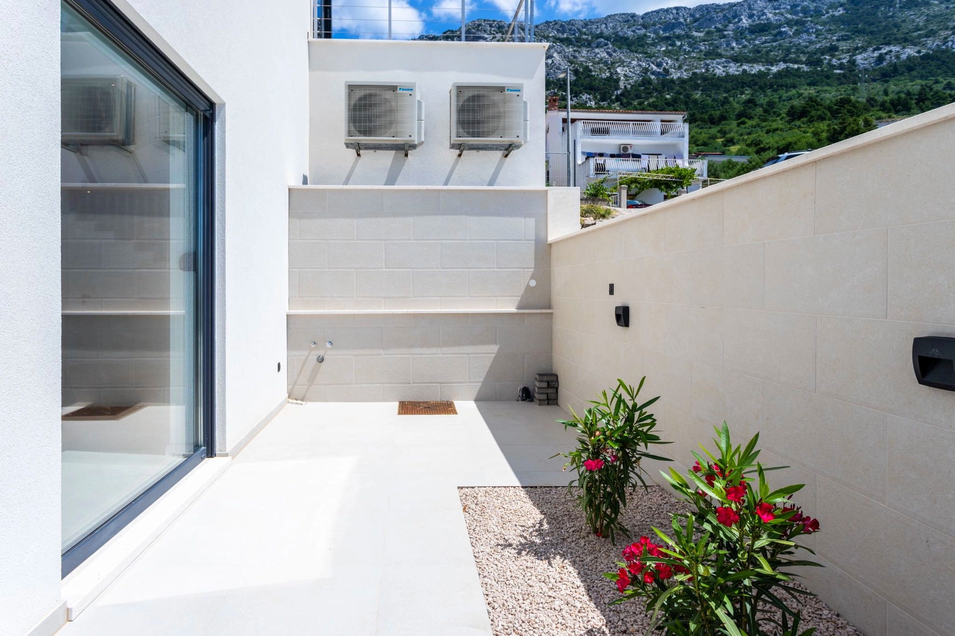 luxury-villa-for-sale-makarska_19.jpg