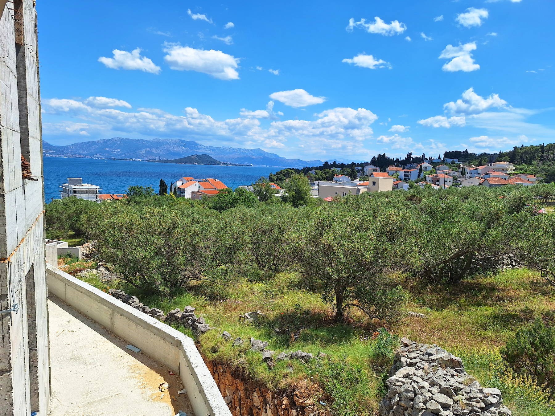 modern-new-apartments-sea-view_2.jpg