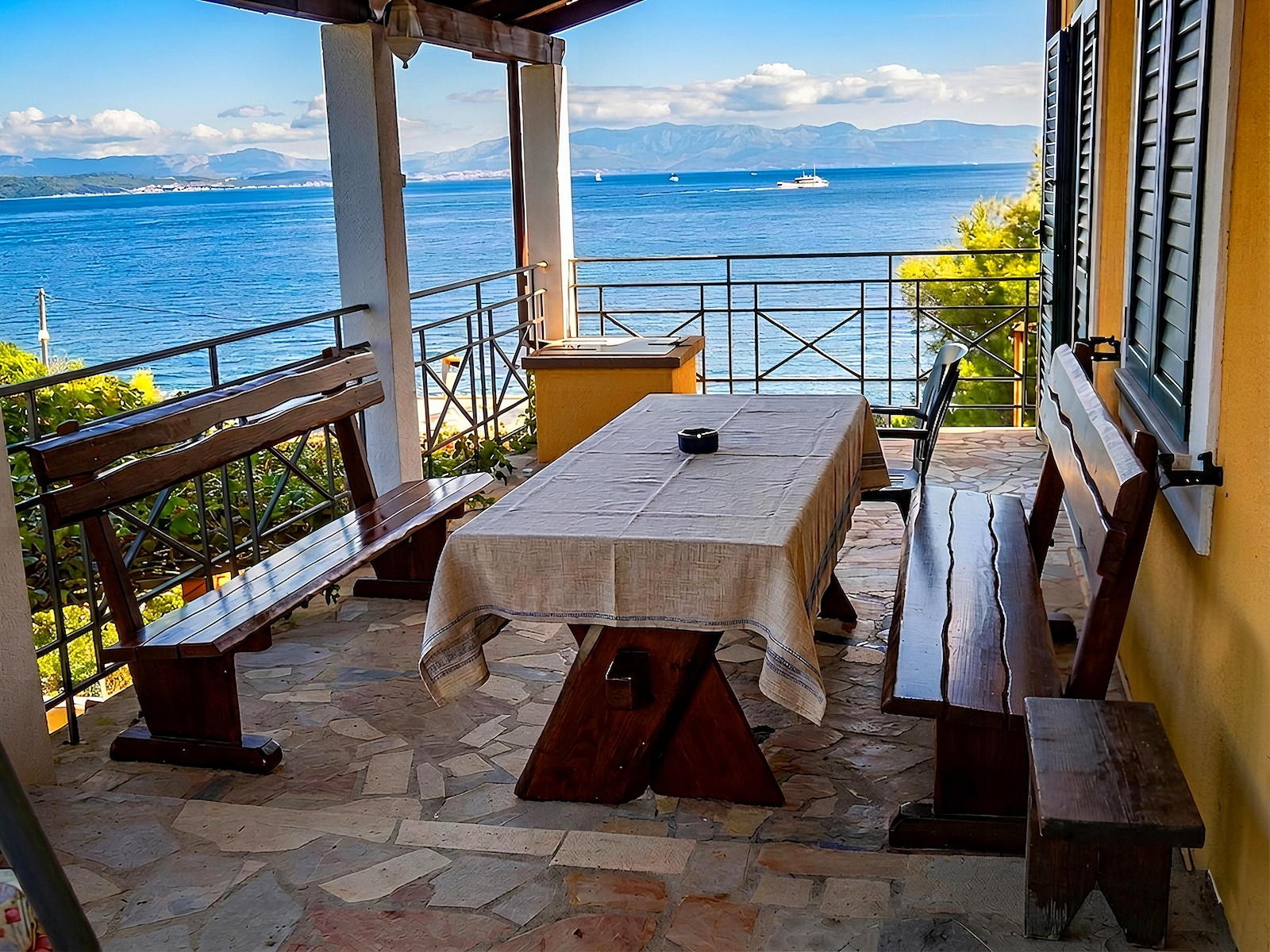 house-for-sale-sea-view-solta_3.jpg