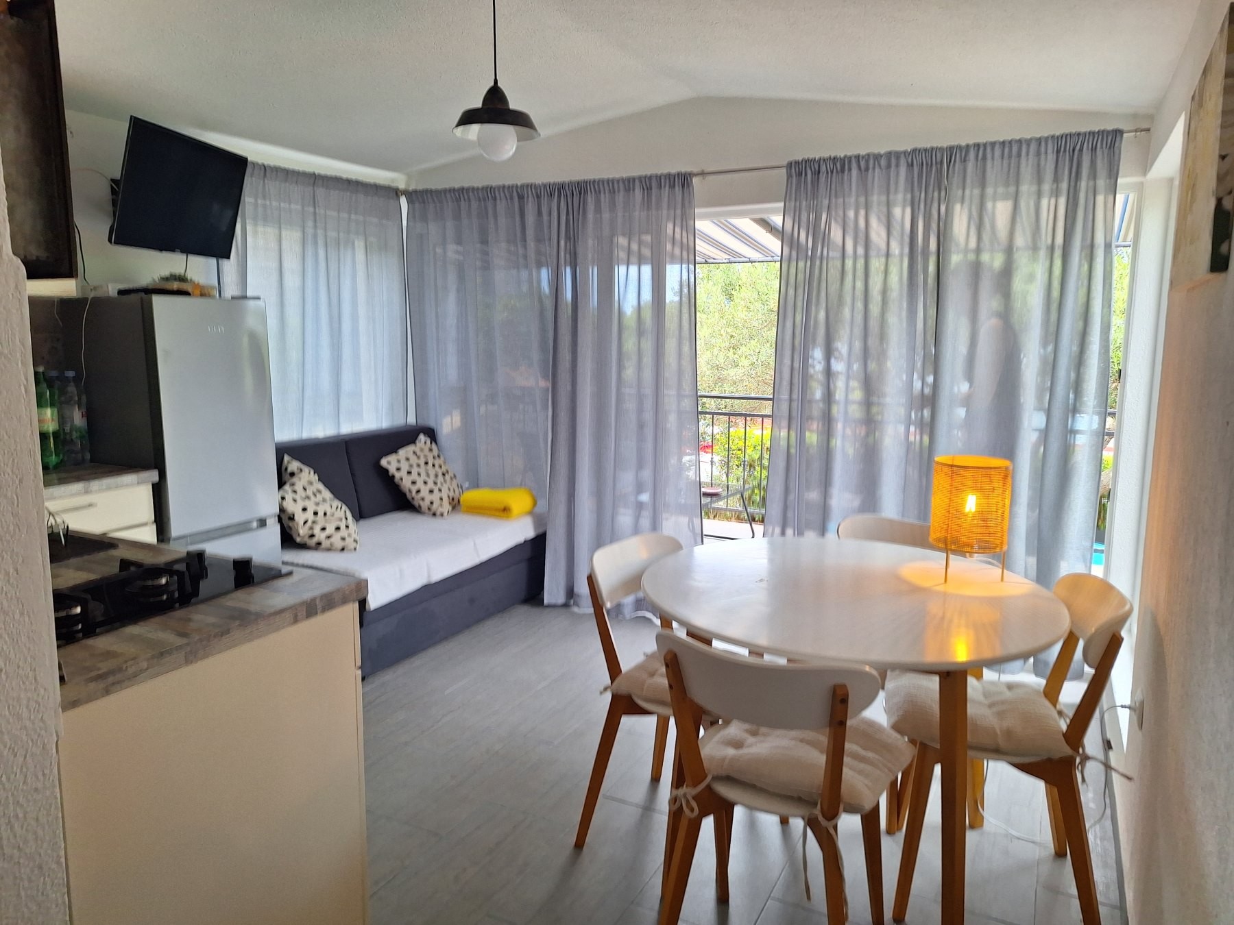 trogir_villa_seafront_for_sale_115.jpg