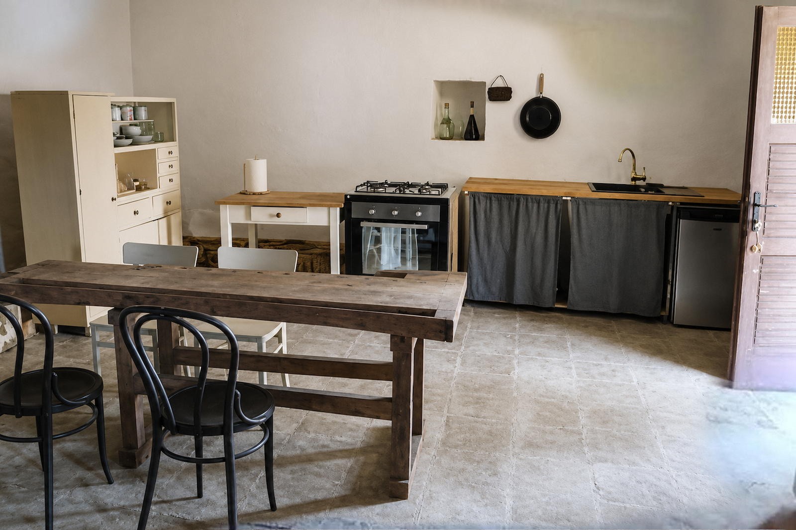 stone-house-111.jpg