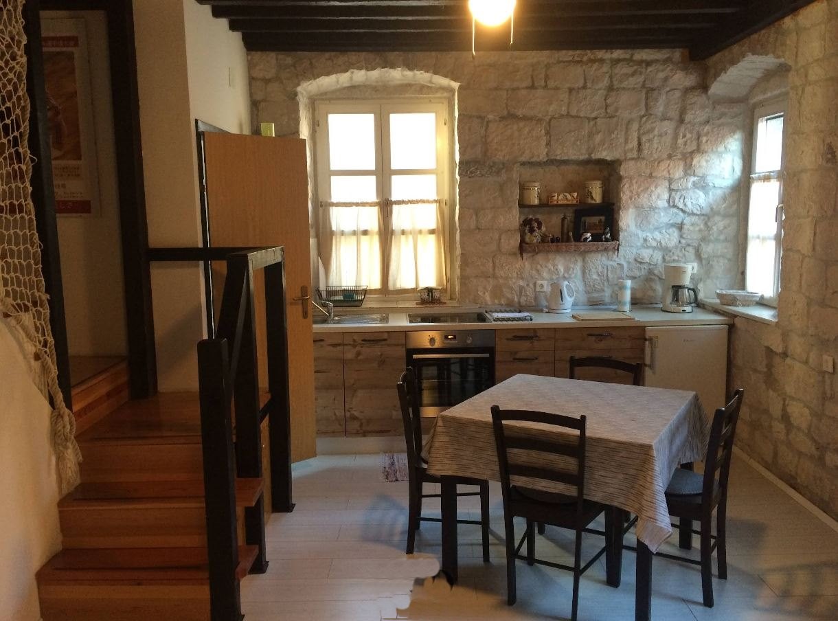 trogir_apartment_for_sale_1.jpg