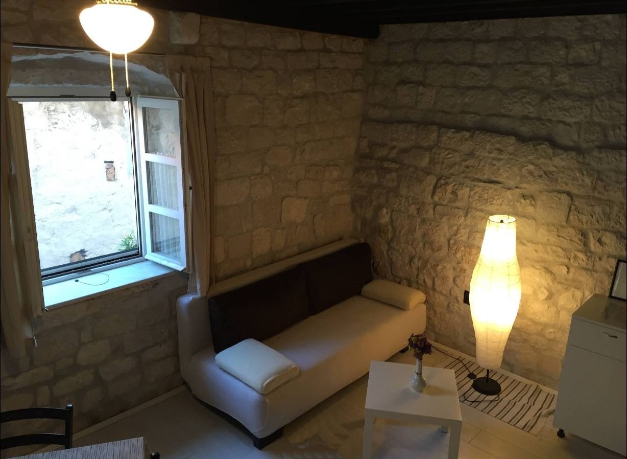 trogir_apartment_for_sale_3.jpg