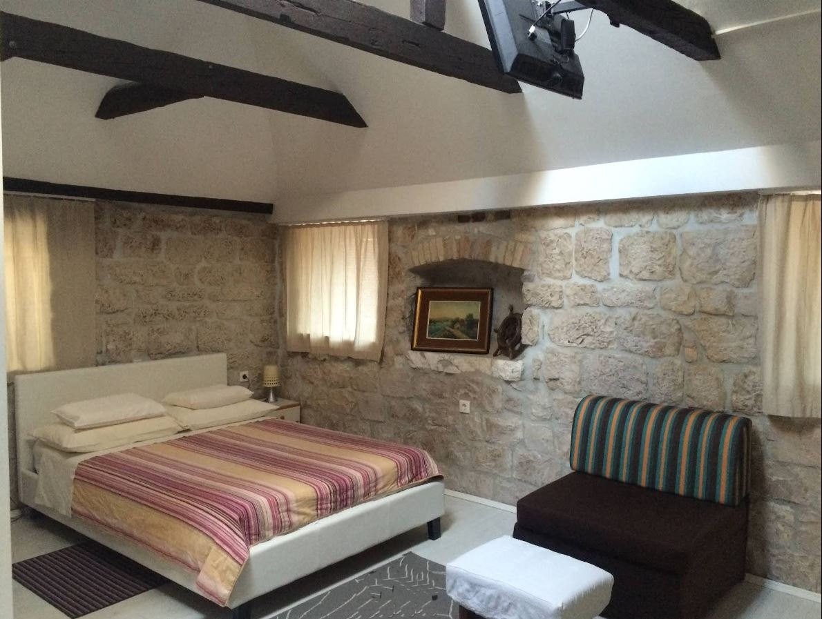 trogir_apartment_for_sale_4.jpg