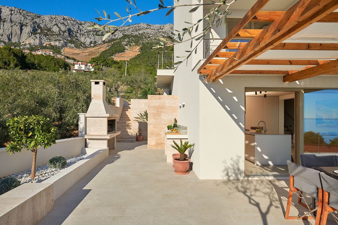 luxury-villa-hvar_17.jpg