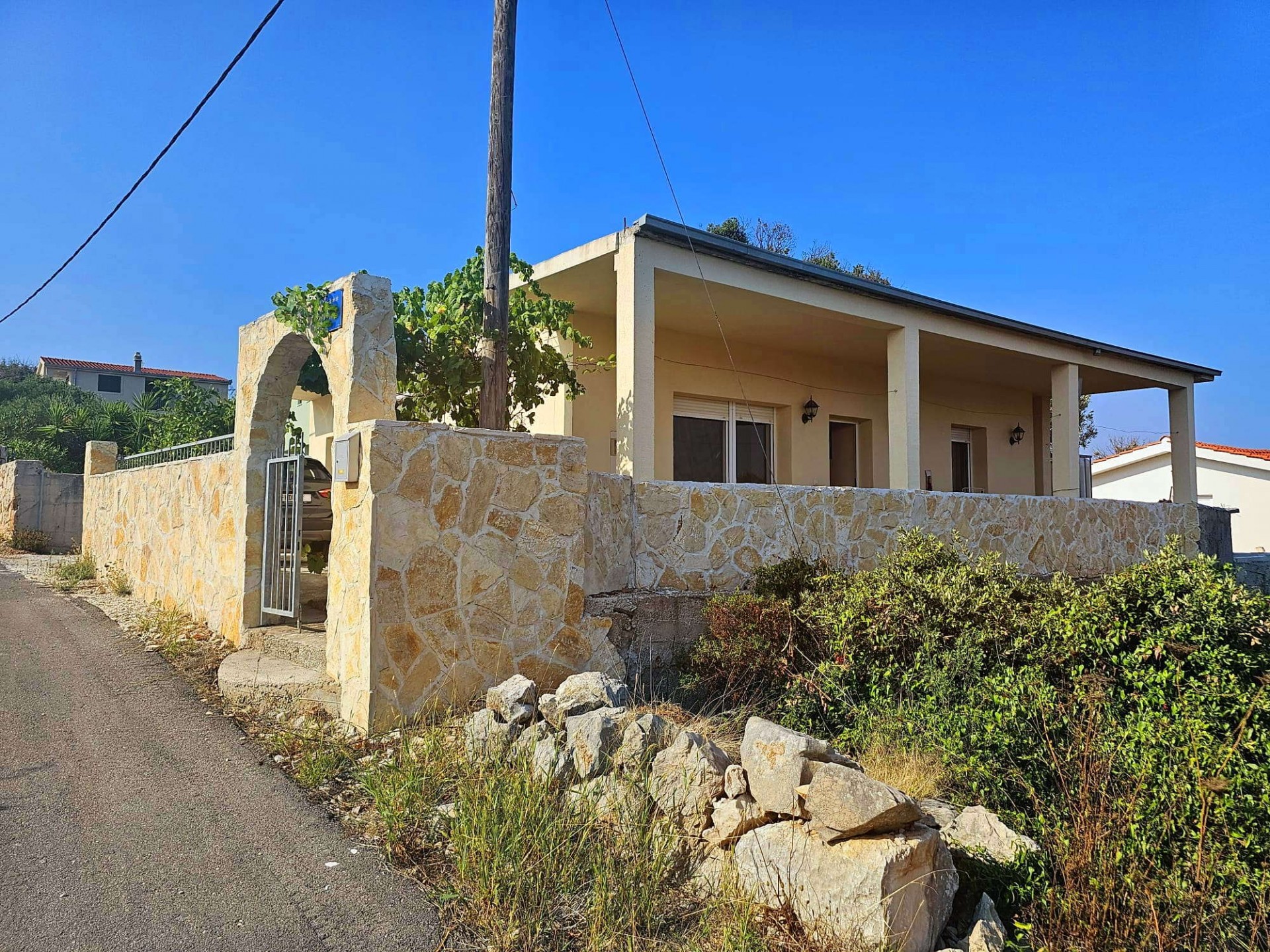house-for-sale_sea-view_olive-grove-_trogir_10.jpg