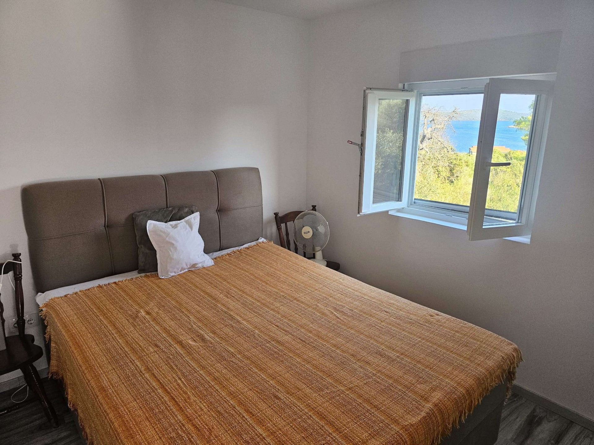 house-for-sale_sea-view_olive-grove-_trogir_16.jpg
