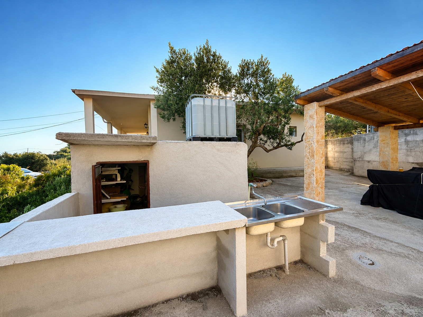 house-for-sale_sea-view_olive-grove-_trogir_9.jpg