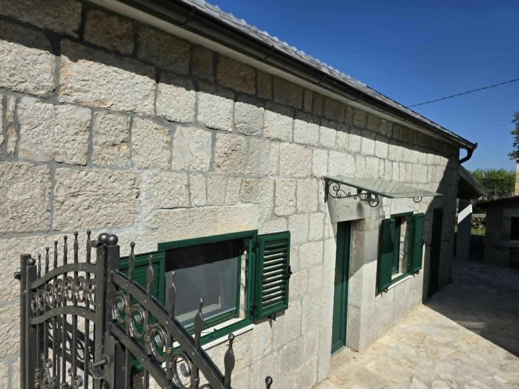 croatia_stone_house_for_sale_imotski_2.jpg