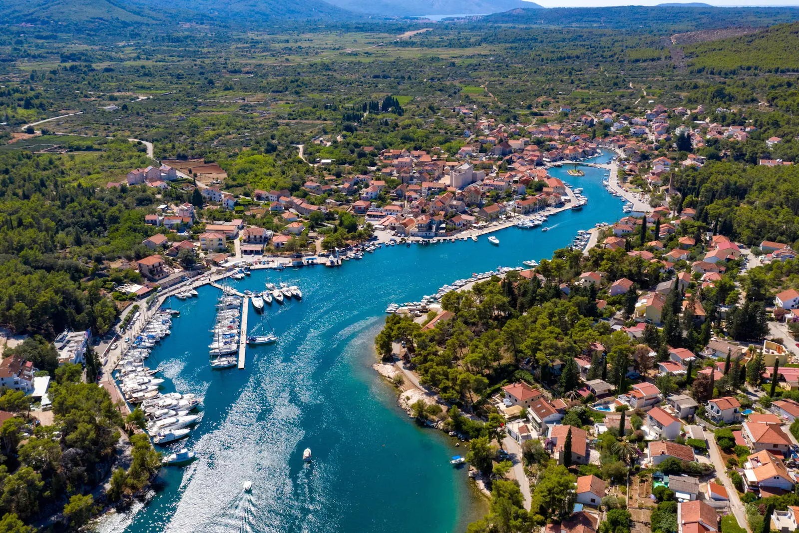 jelsa-i-vrboska-18.jpg
