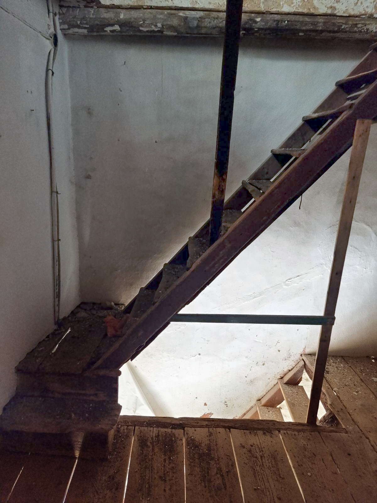 house-brac-for-sale_9.jpg