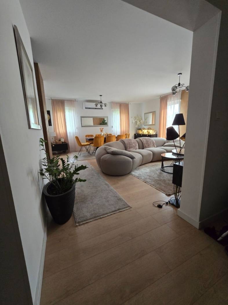 apartment-for-sale_large_2xxl.jpg
