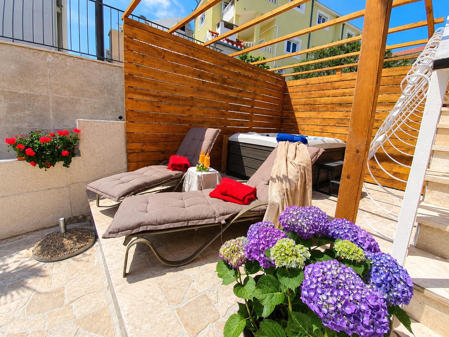 apartment-house-for-sale_7n.jpg
