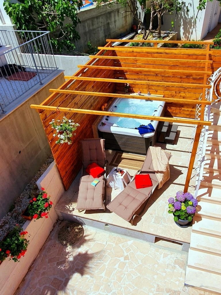 apartment-house-for-sale_9.jpg